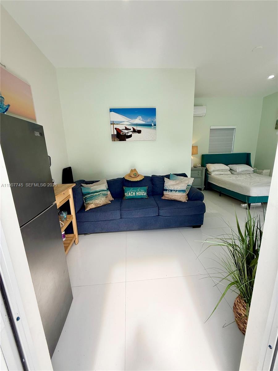 ACRES ESTATES - Residential