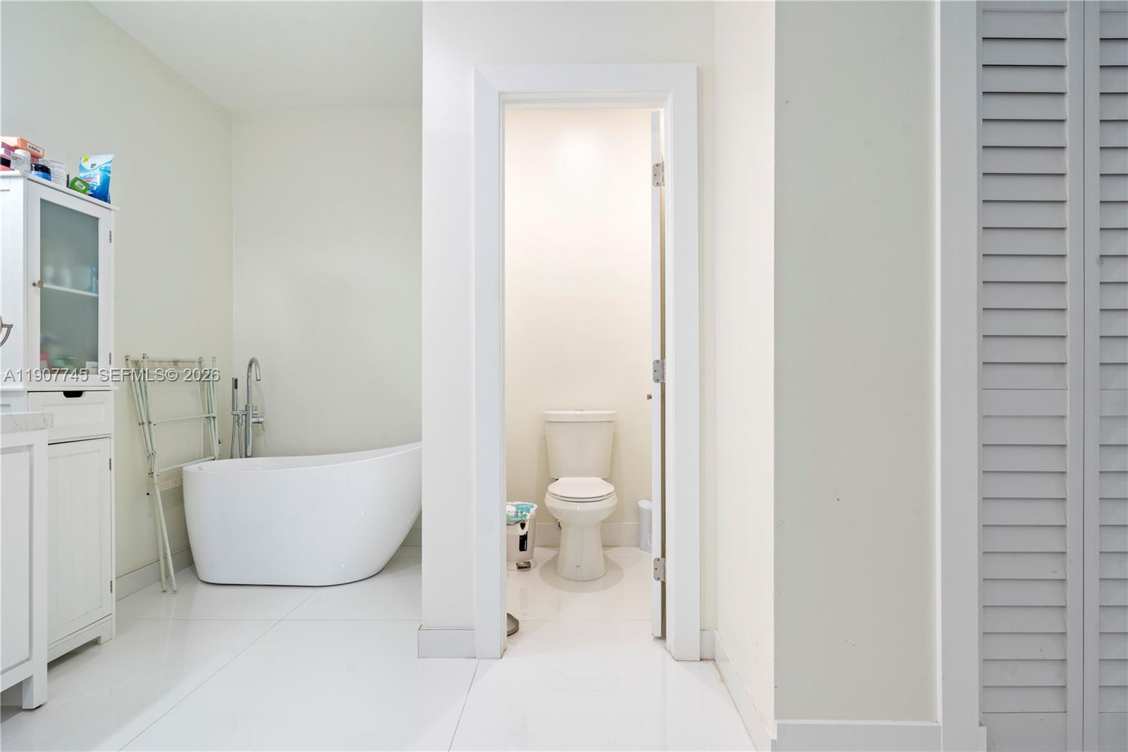 ACRES ESTATES - Residential