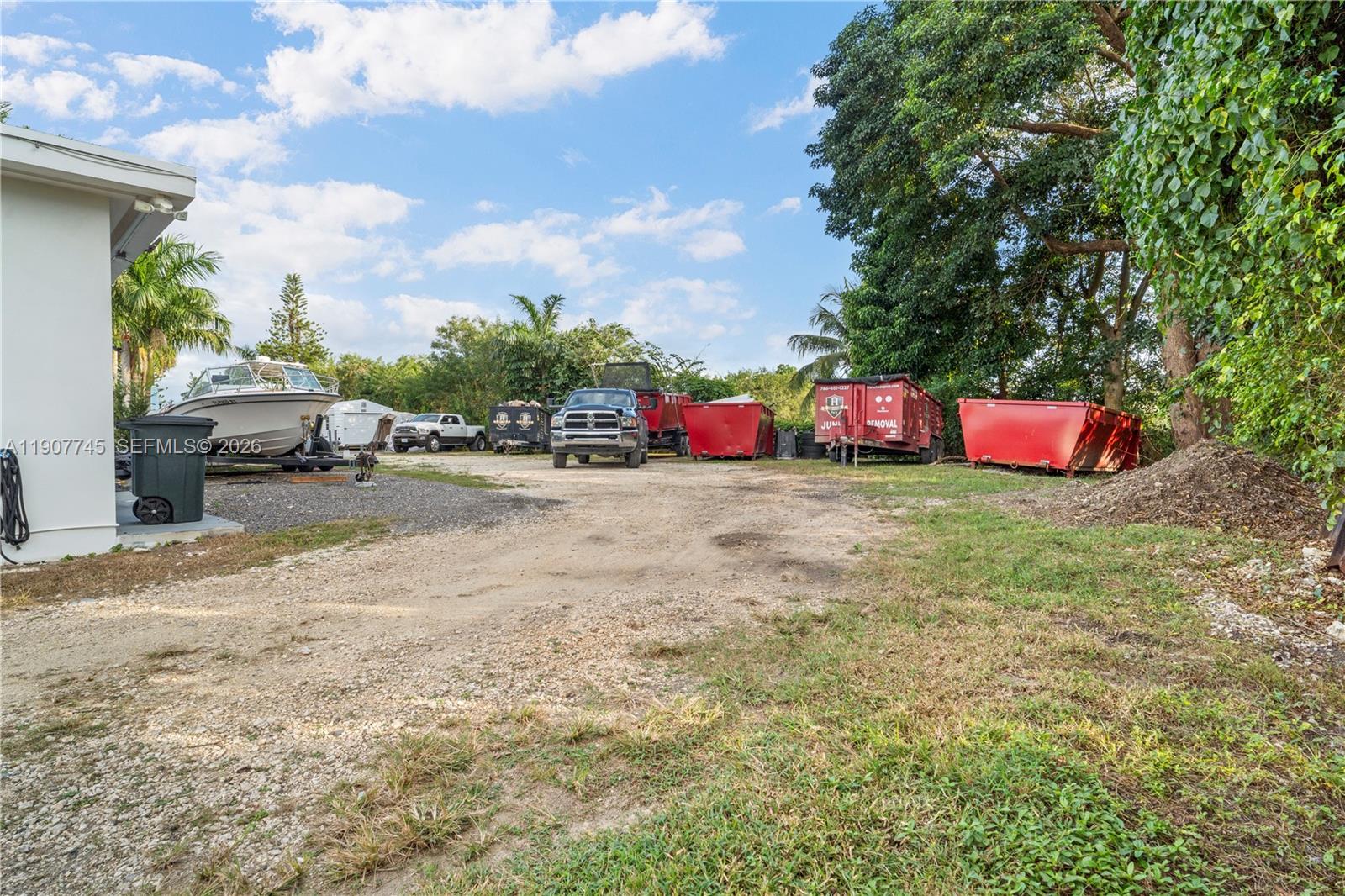 ACRES ESTATES - Residential