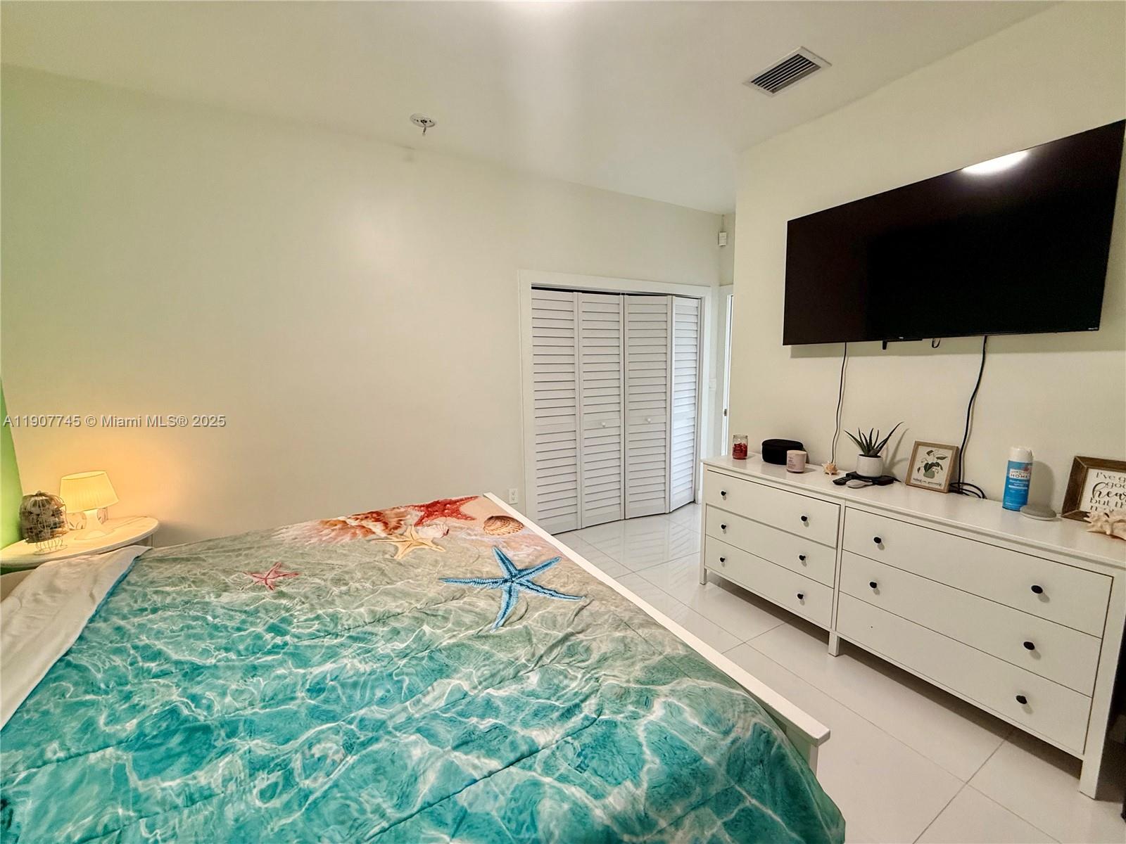 ACRES ESTATES - Residential