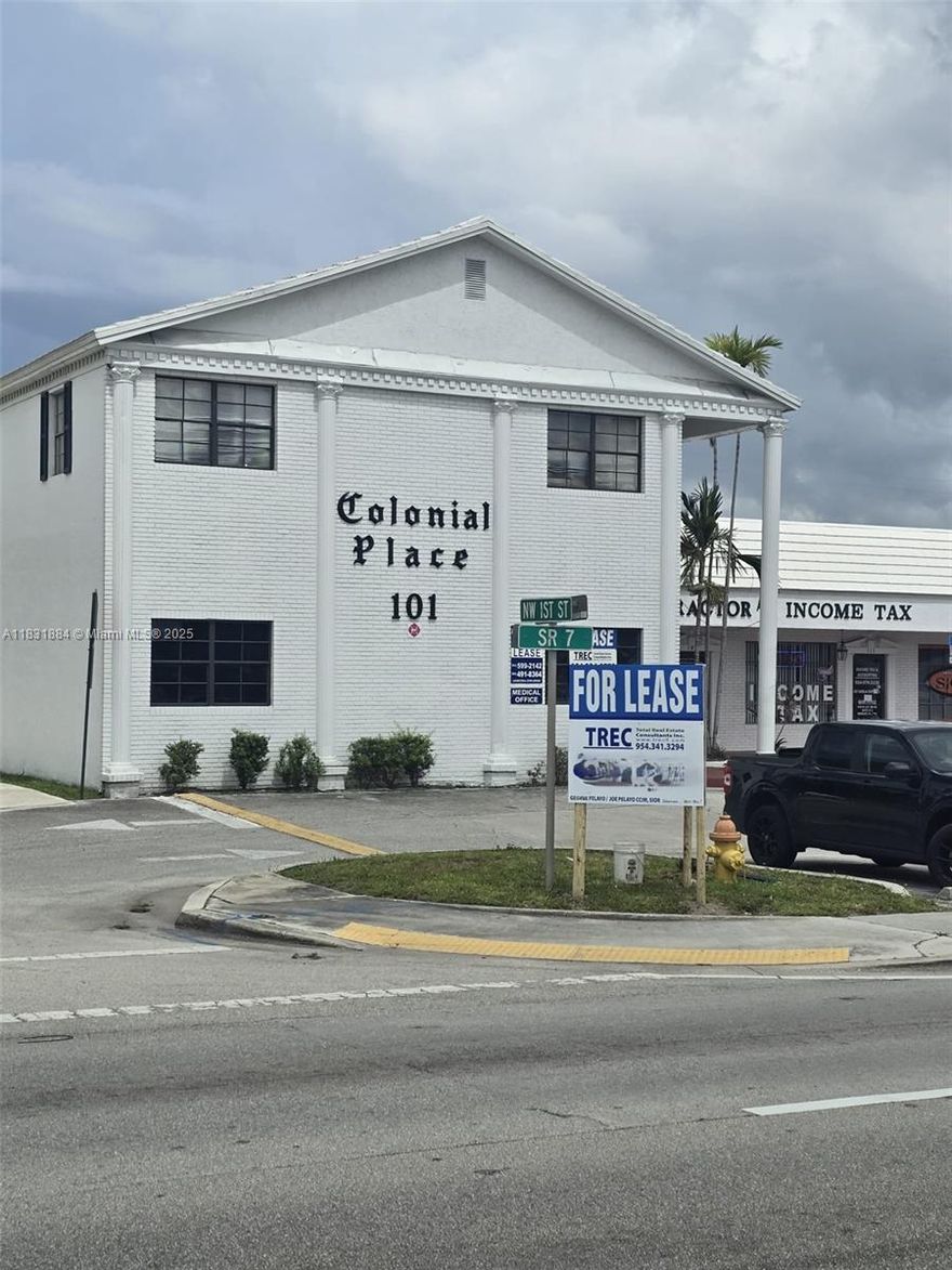 FOR LEASE: Professional office measuring 1,100 +/- SQFT and currently set up for medical provider. Space layout includes a large, welcoming reception area with 6 private rooms for exams/office/lab. Space is ready for cosmetic works of your choosing. Plenty of parking! Unit has frontage to State Road 7, which has an annual average daily traffic count of 55,000+ vehicles. Office is easily accessible for clients and employees alike. Contact for more information!