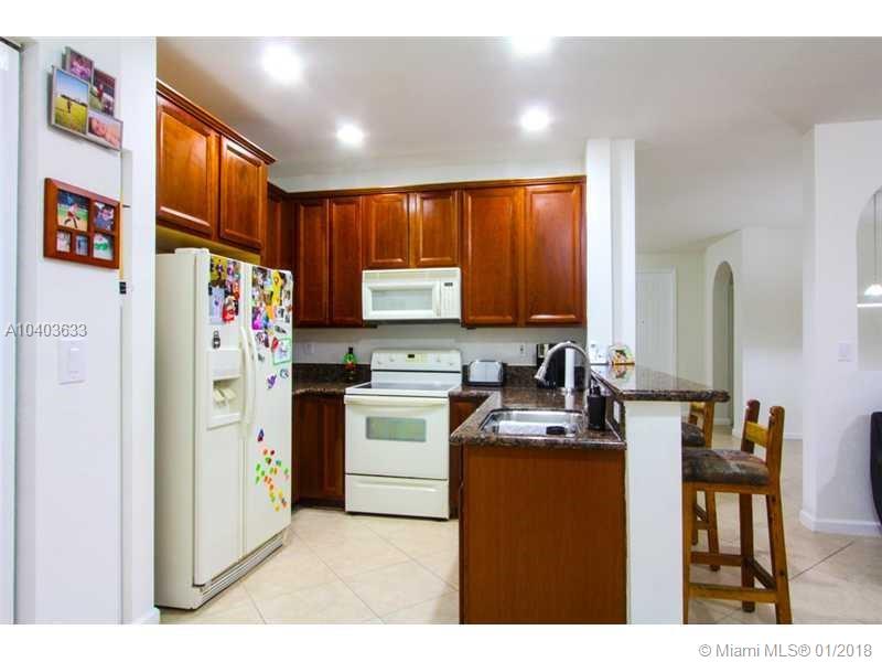 MANDARIN LAKES - Residential Lease