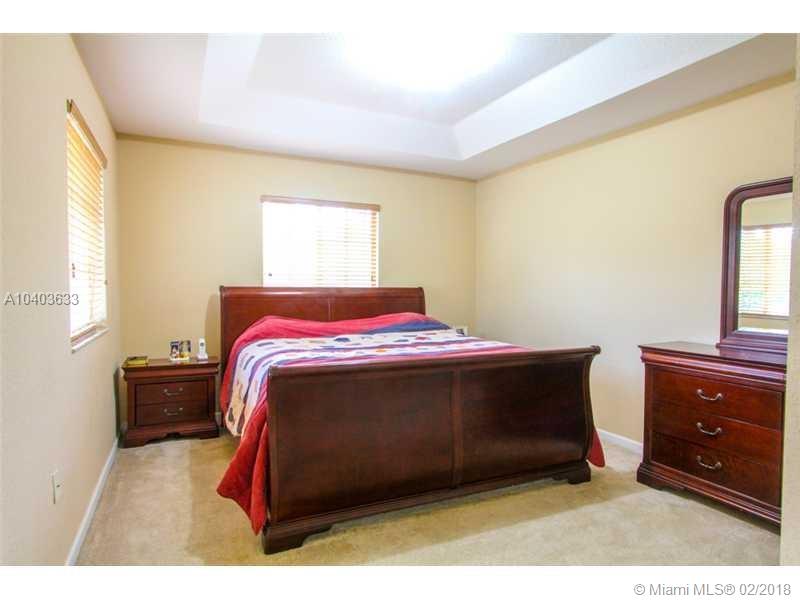 MANDARIN LAKES - Residential Lease