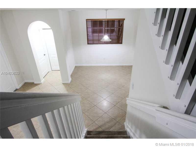 MANDARIN LAKES - Residential Lease