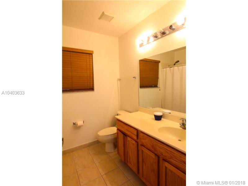 MANDARIN LAKES - Residential Lease