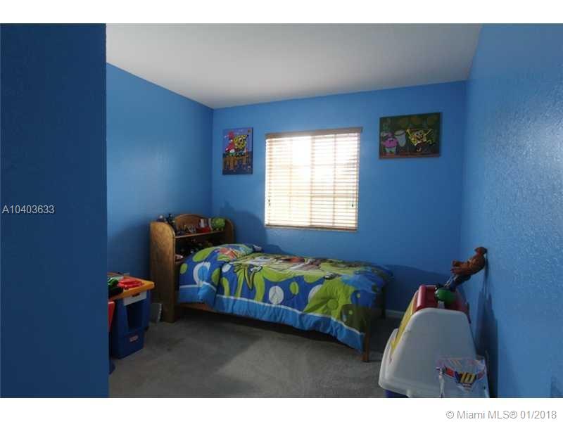 MANDARIN LAKES - Residential Lease