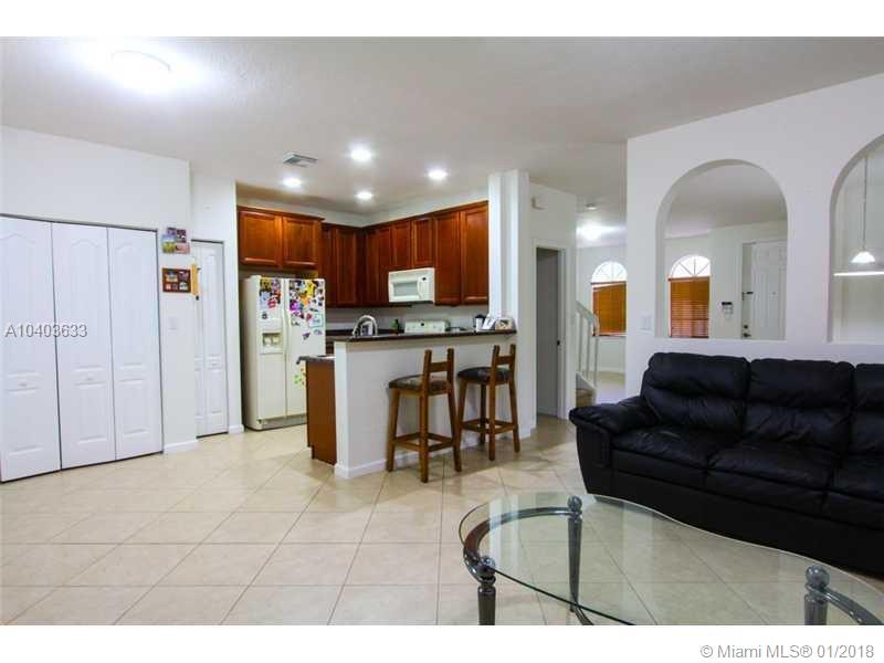 MANDARIN LAKES - Residential Lease