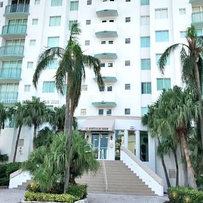 Rental Property at 18000 N Bay Rd 501, Sunny Isles Beach, Miami-Dade County, Florida - Bedrooms: 2 
Bathrooms: 2  - $3,500 MO.