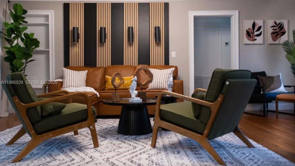 POINSETTA PARK - Residential