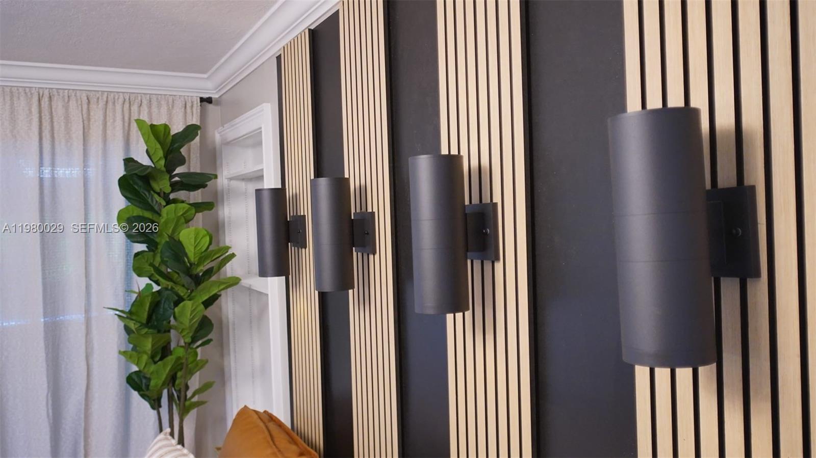 POINSETTA PARK - Residential