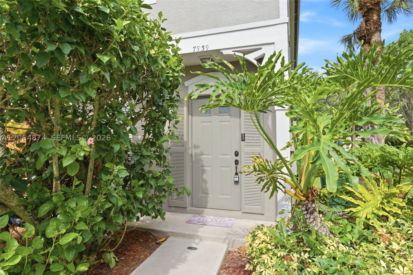7939 Sanibel Dr
