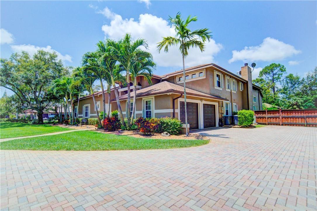 Pine Tree Estates - Residential