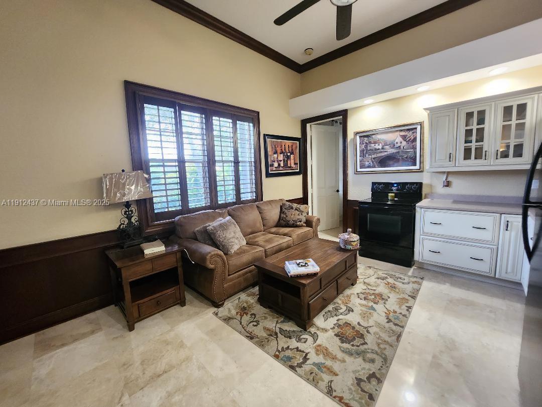 Pine Tree Estates - Residential