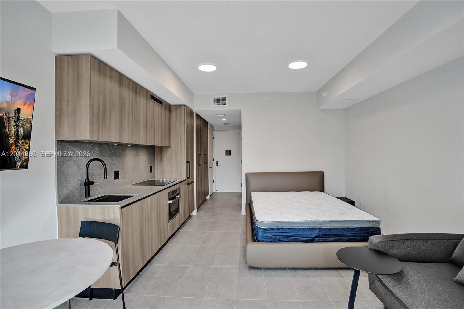 501 First Residences - Residential Lease