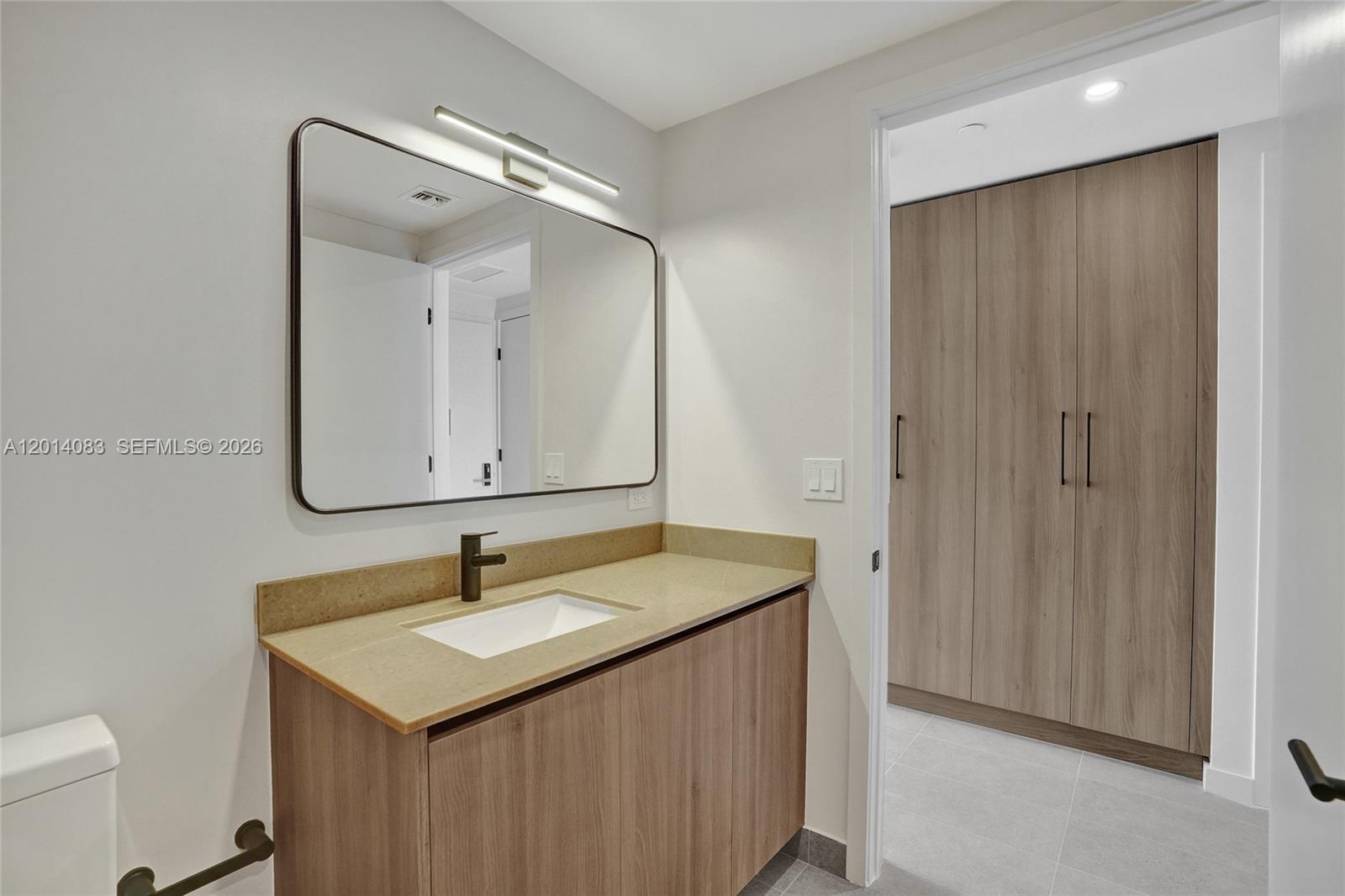 501 First Residences - Residential Lease