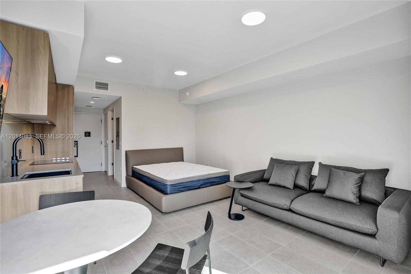 501 First Residences - Residential Lease