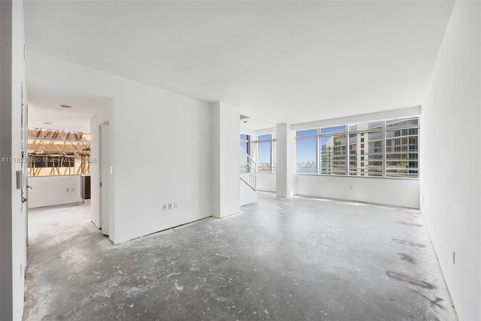 MAYFIELD CONDO - Residential