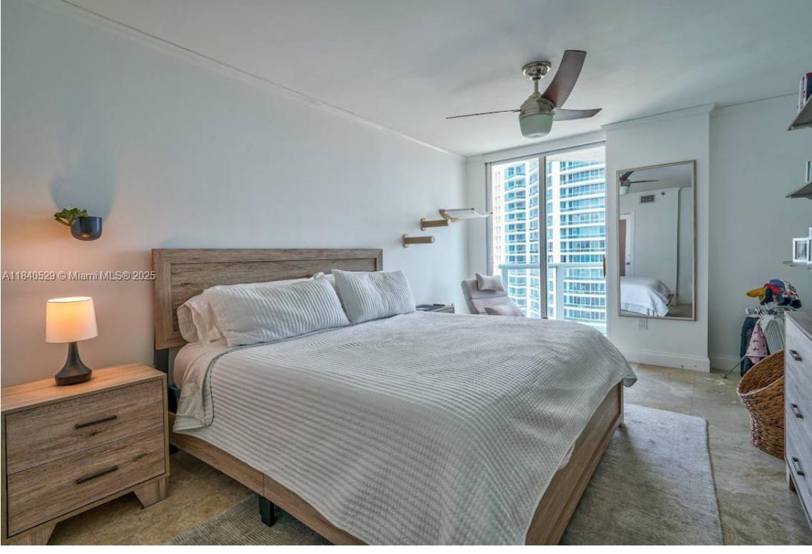 5900 Collins Ave 1406