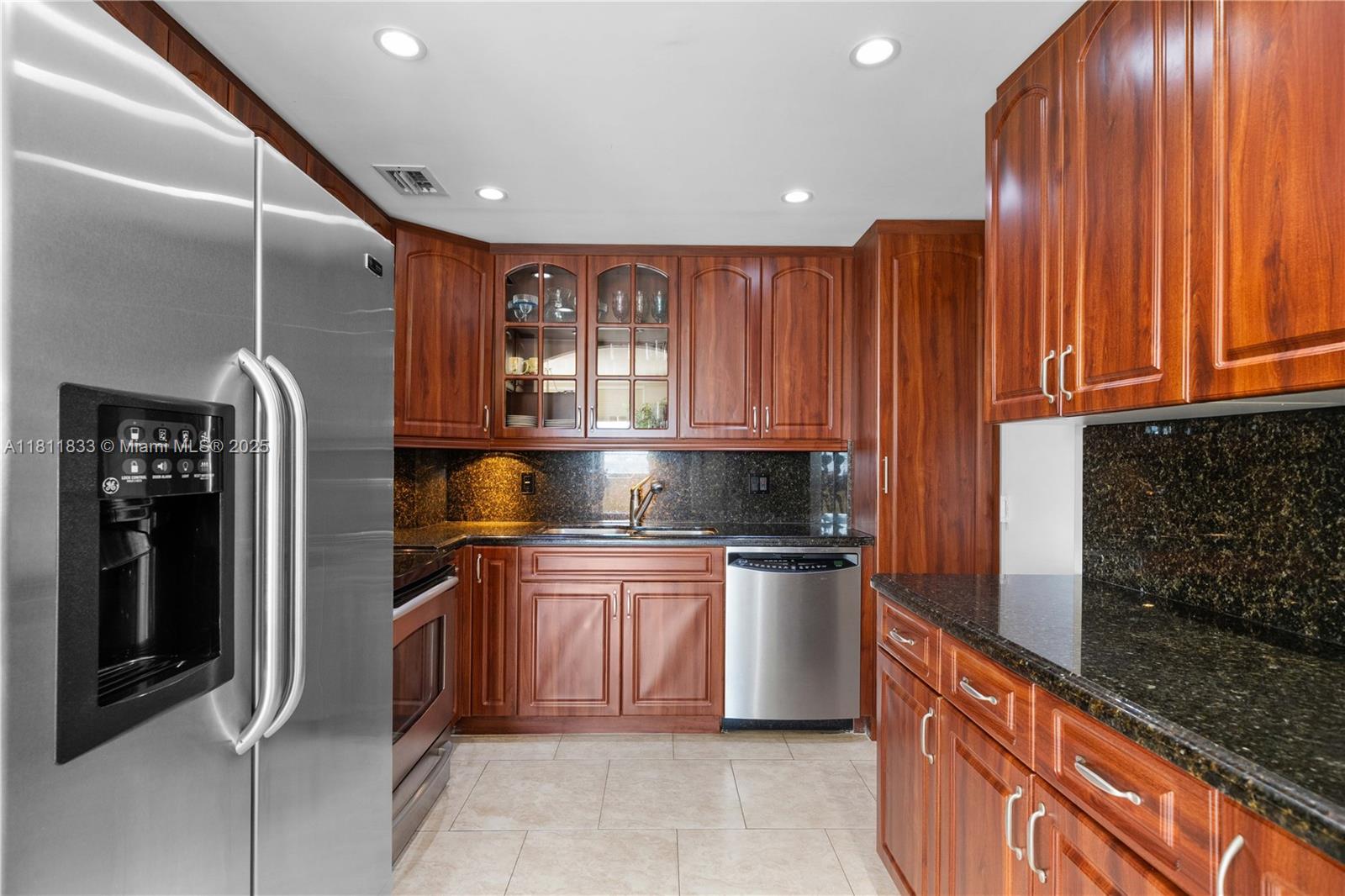 HEMISPHERES CONDO - Residential