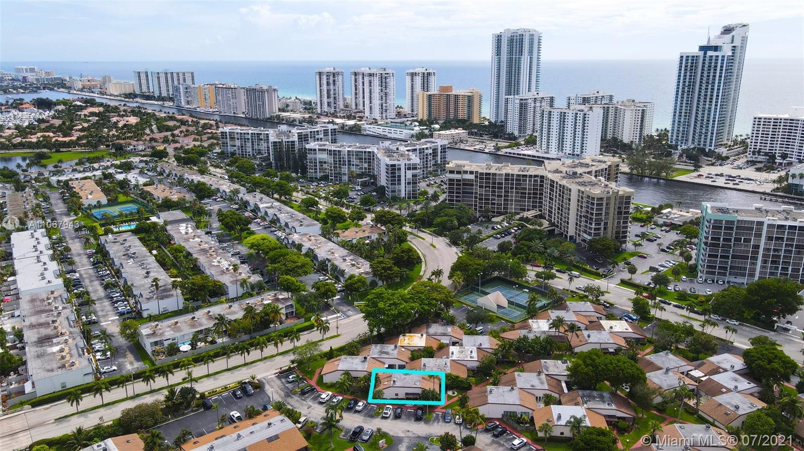 HARBOURWOOD - Residential