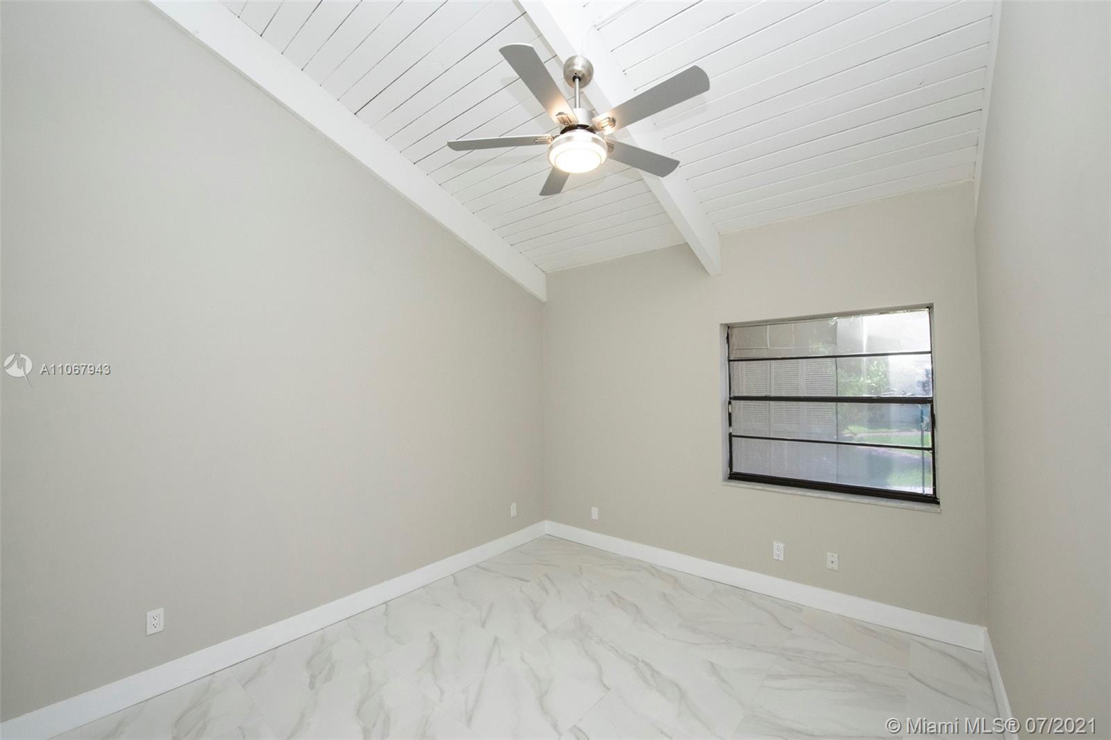 HARBOURWOOD - Residential