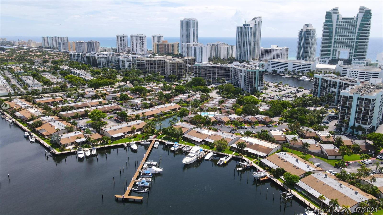 HARBOURWOOD - Residential