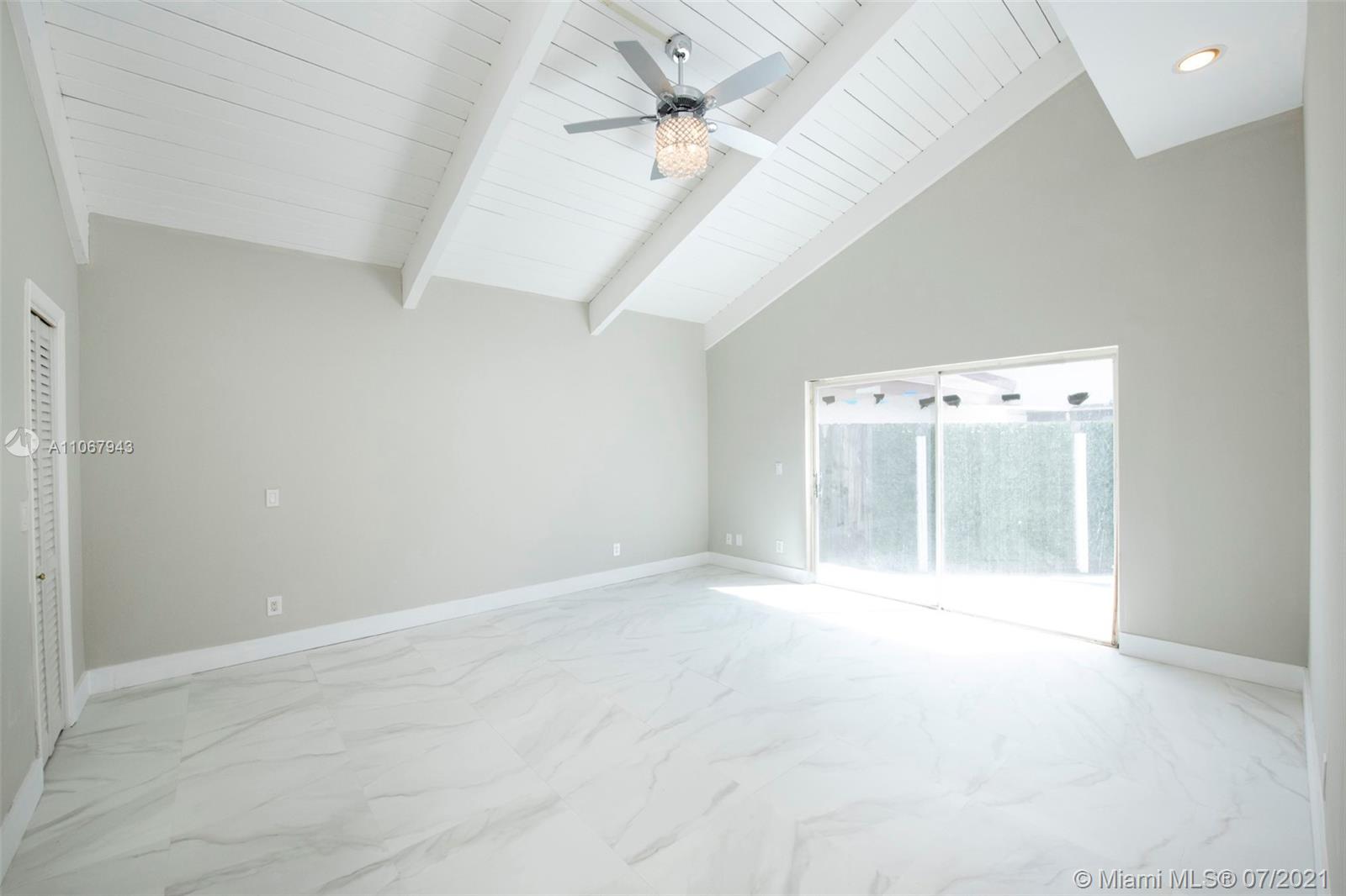 HARBOURWOOD - Residential