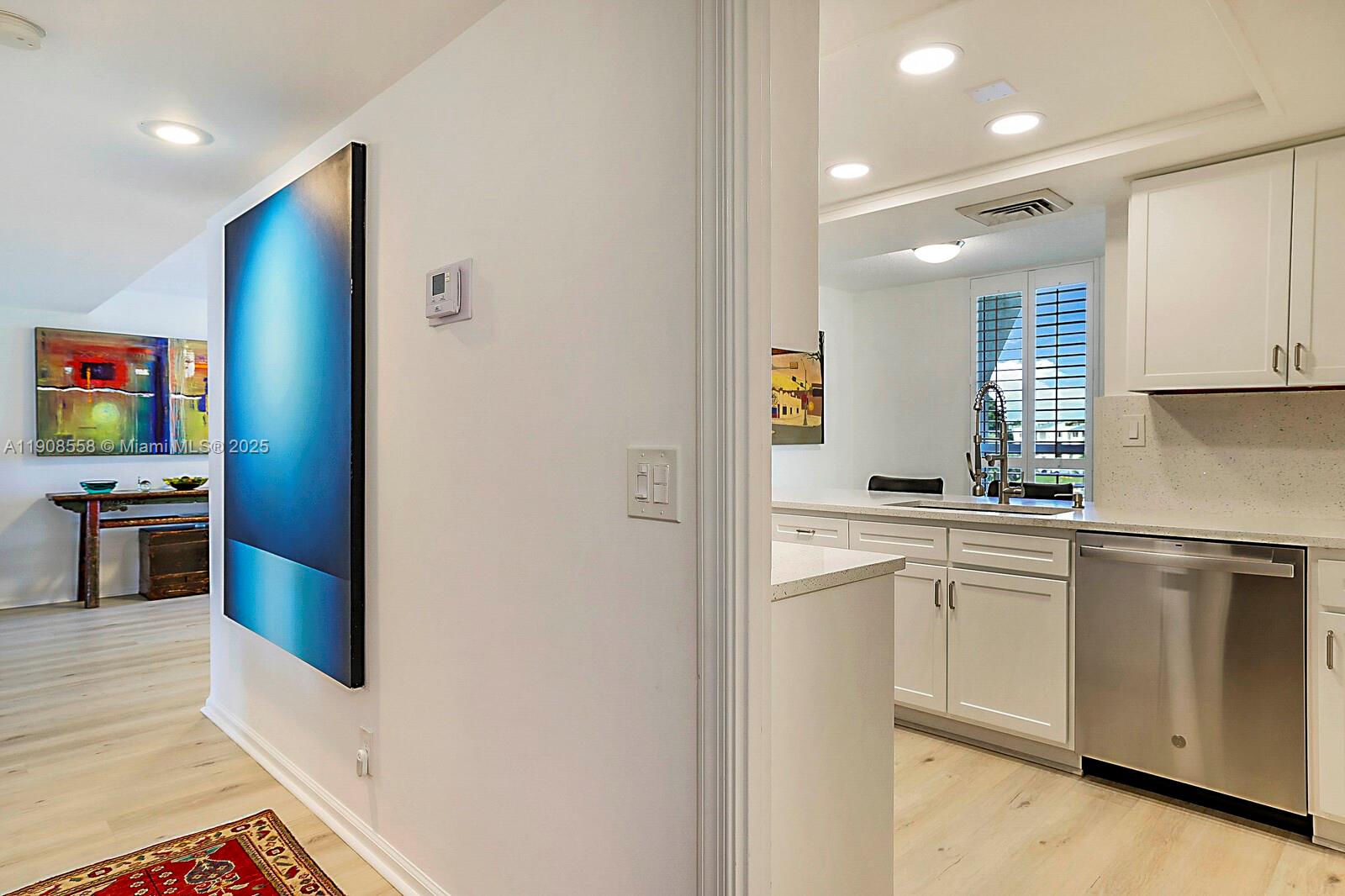 WOODLAND LAKES - Residential