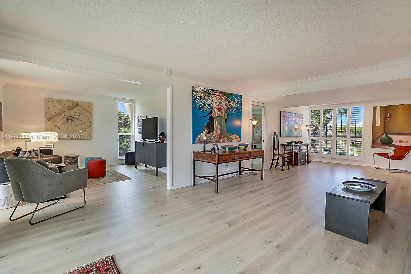 WOODLAND LAKES - Residential