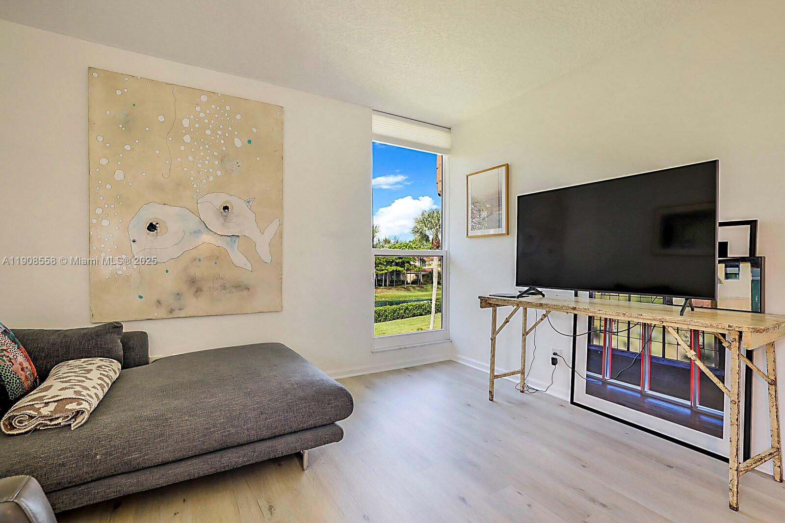 WOODLAND LAKES - Residential