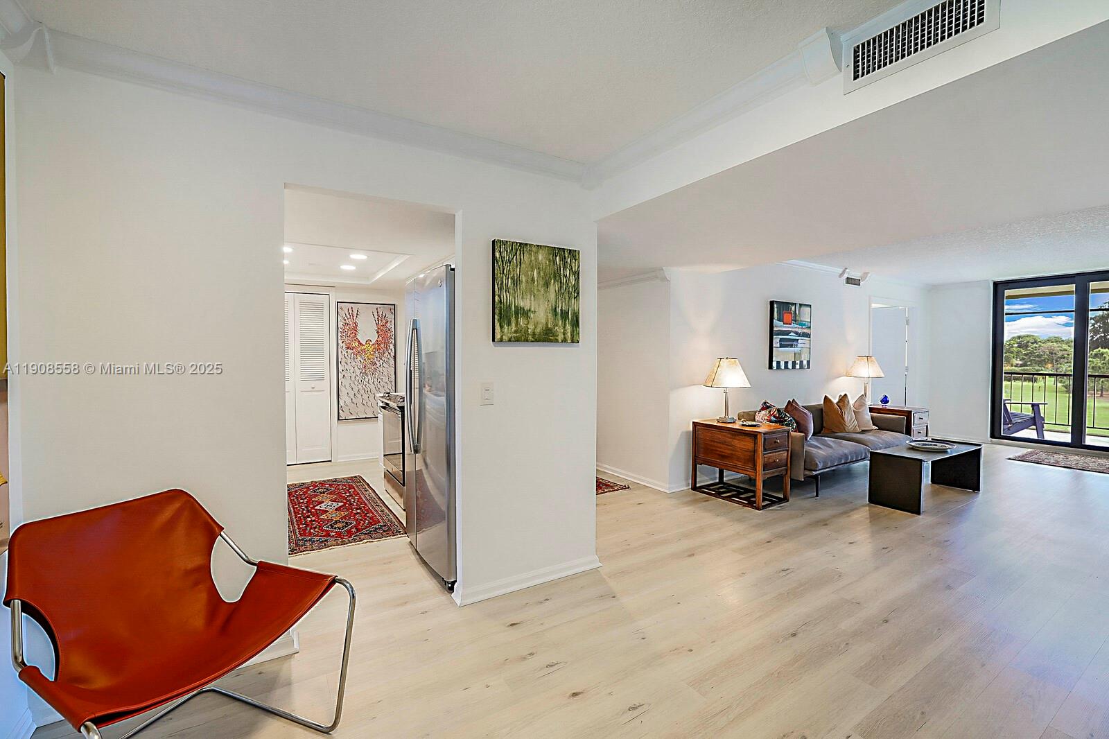 WOODLAND LAKES - Residential