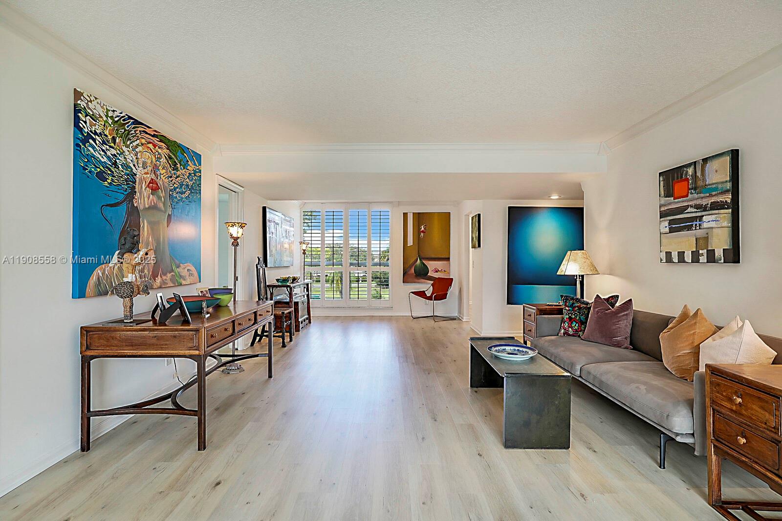 WOODLAND LAKES - Residential