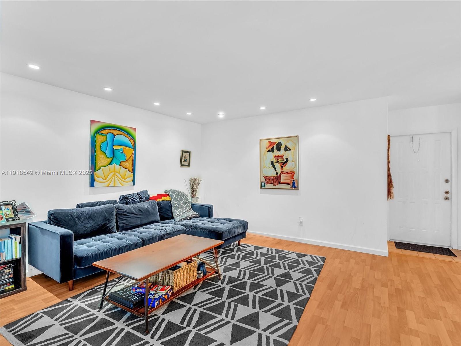 MARINER VILLAGE GARDEN CO - Residential Lease