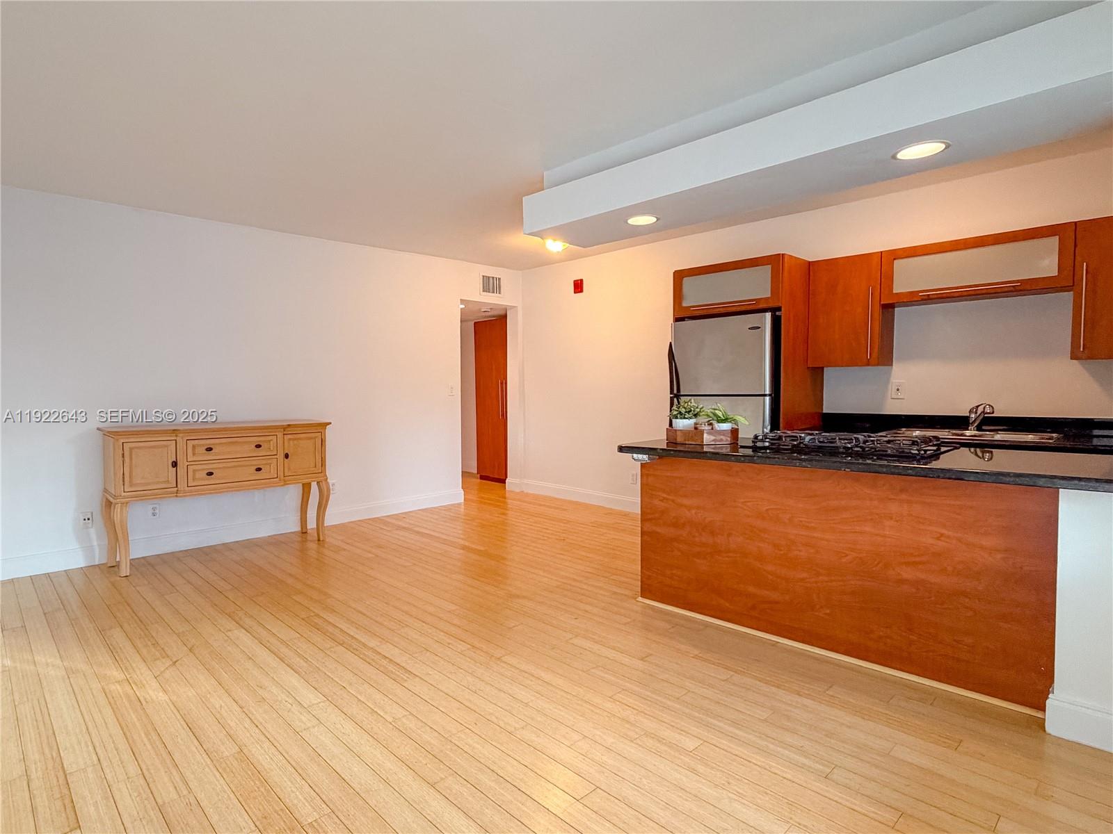 PALM BAY CONDO - Residential Lease