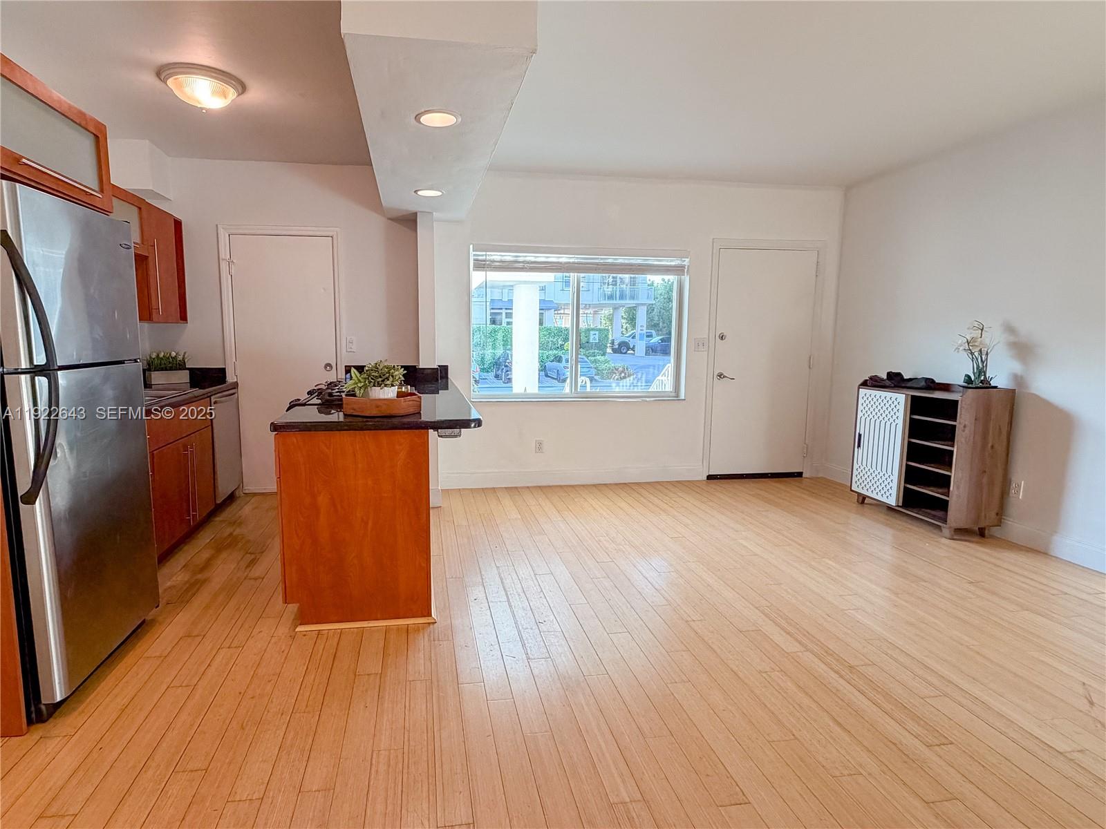 PALM BAY CONDO - Residential Lease