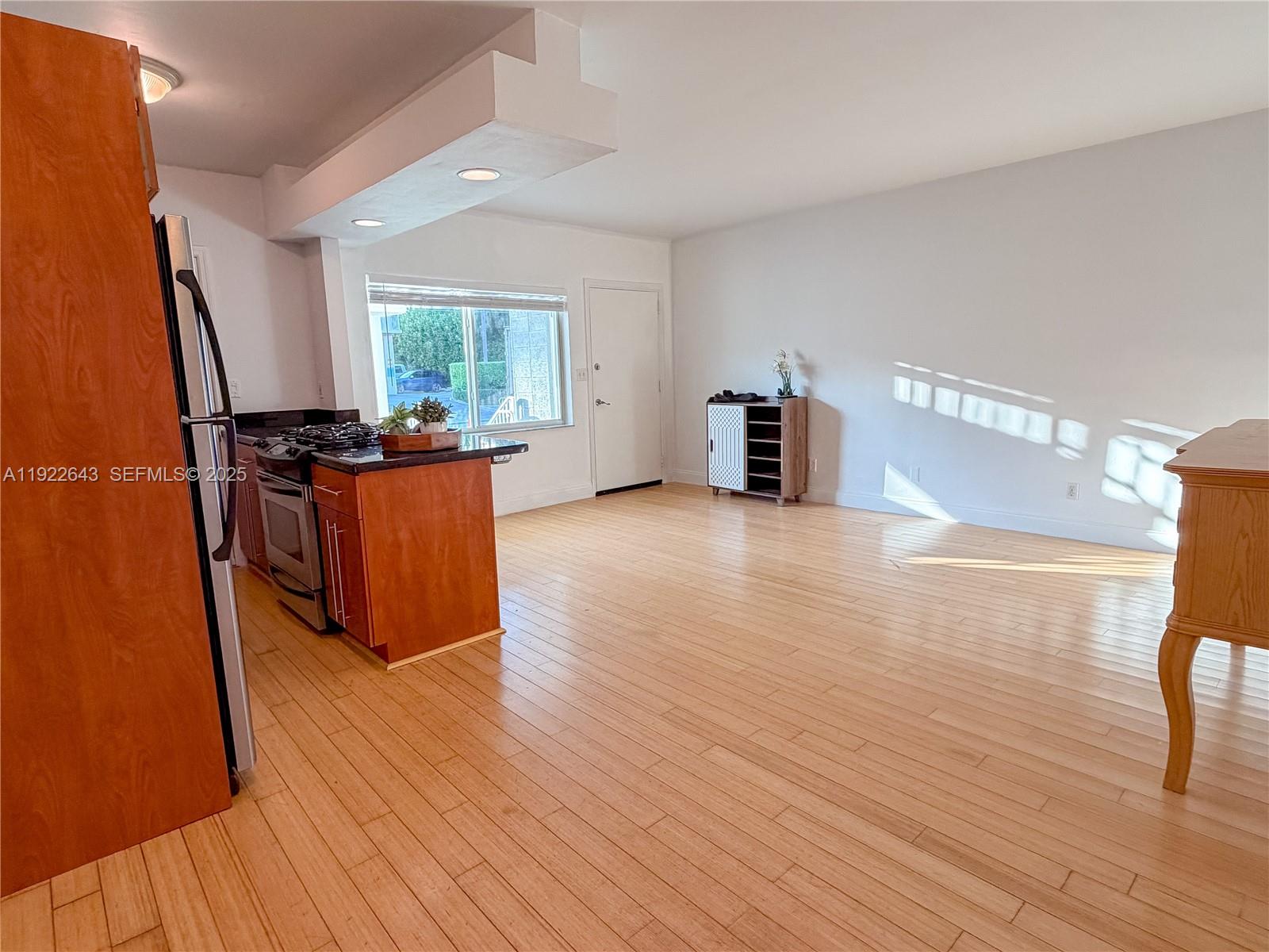 PALM BAY CONDO - Residential Lease