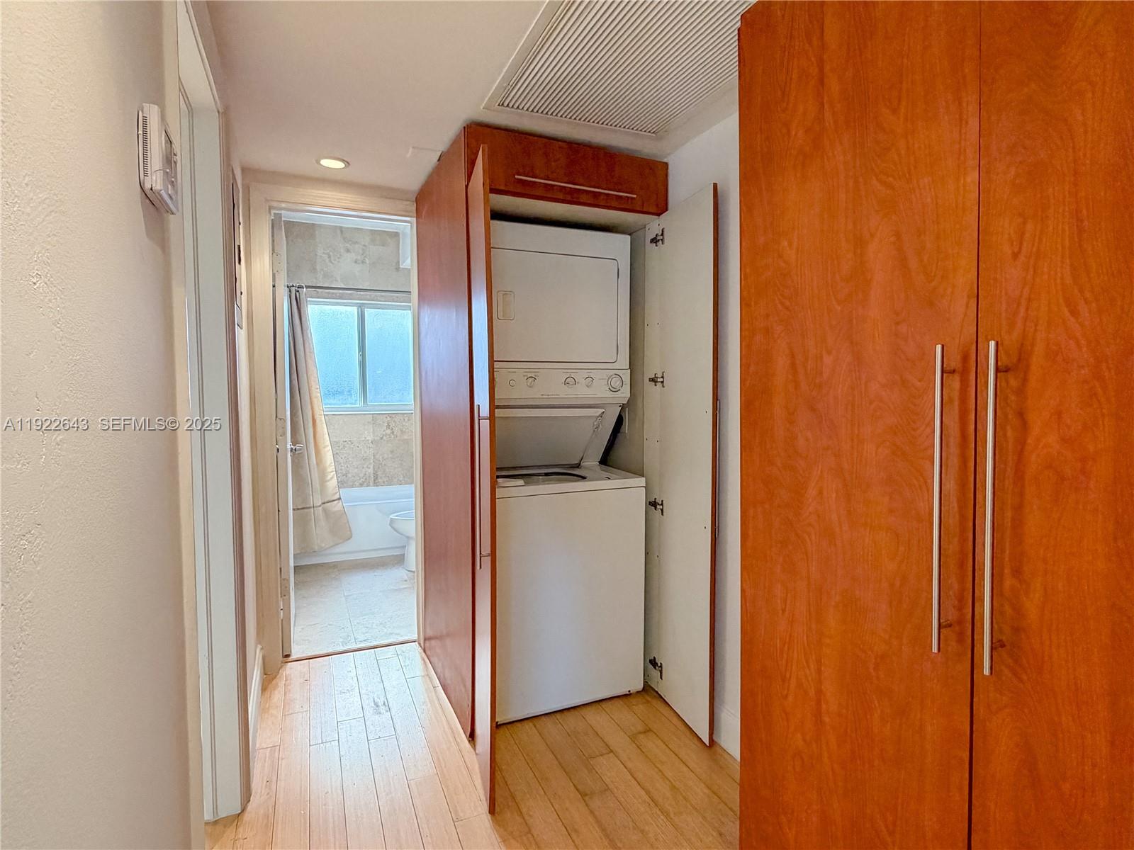 PALM BAY CONDO - Residential Lease