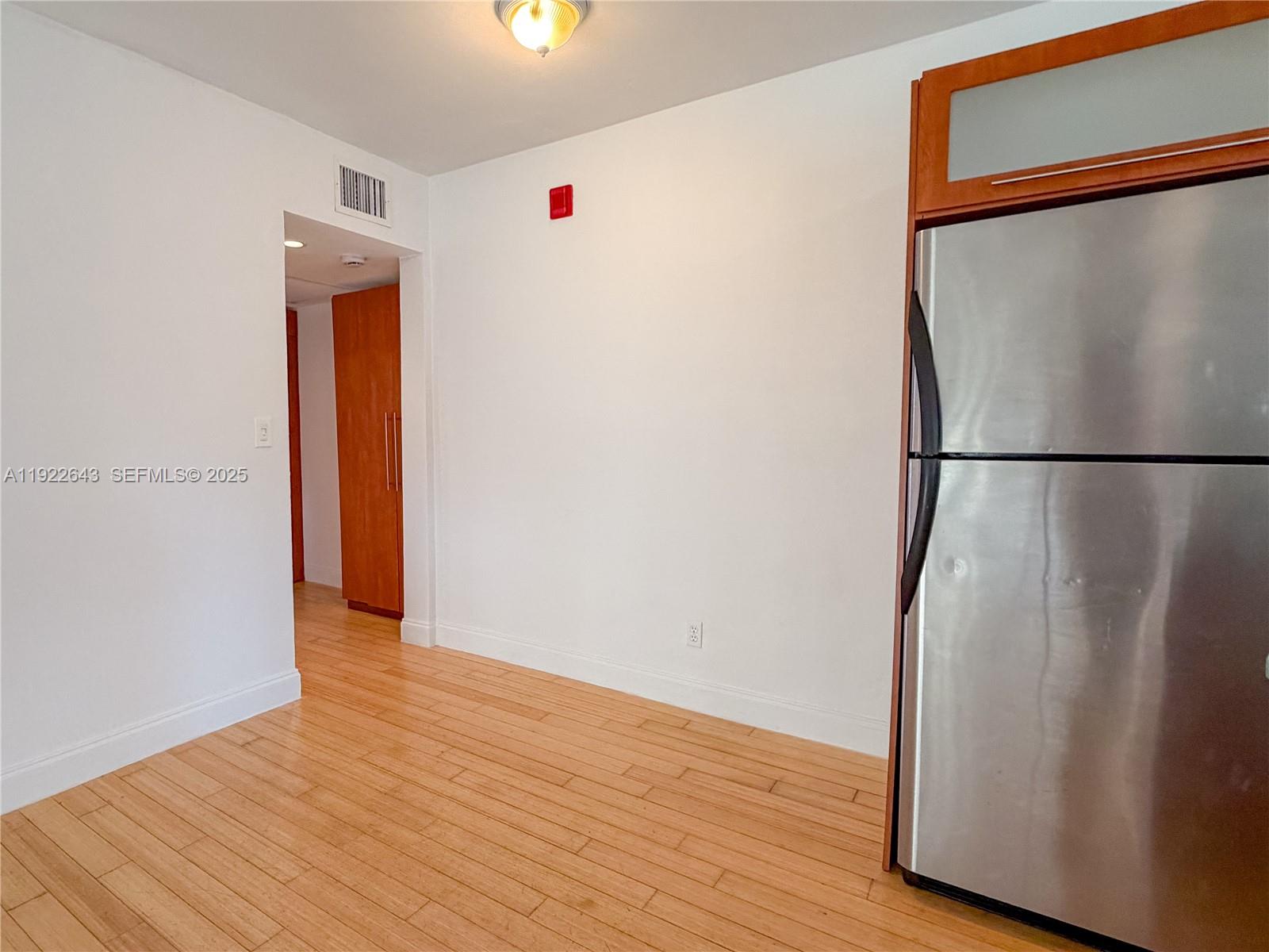 PALM BAY CONDO - Residential Lease