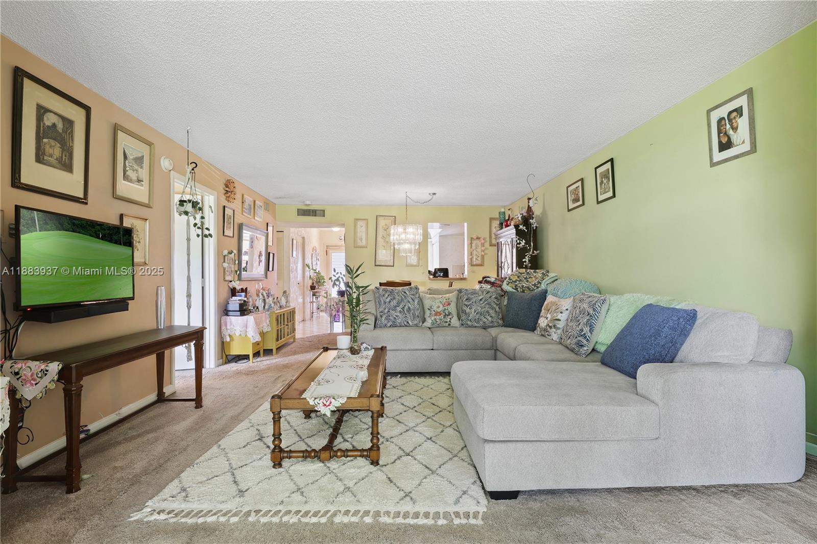 10 OF PALM SPRINGS 2 COND - Residential