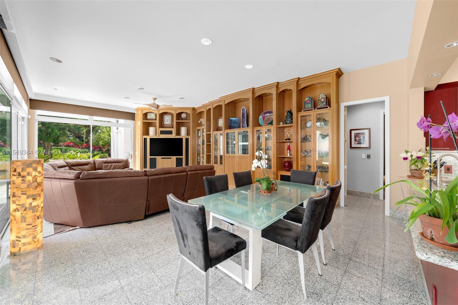 OAK HAMMOCK ESTATES - Residential