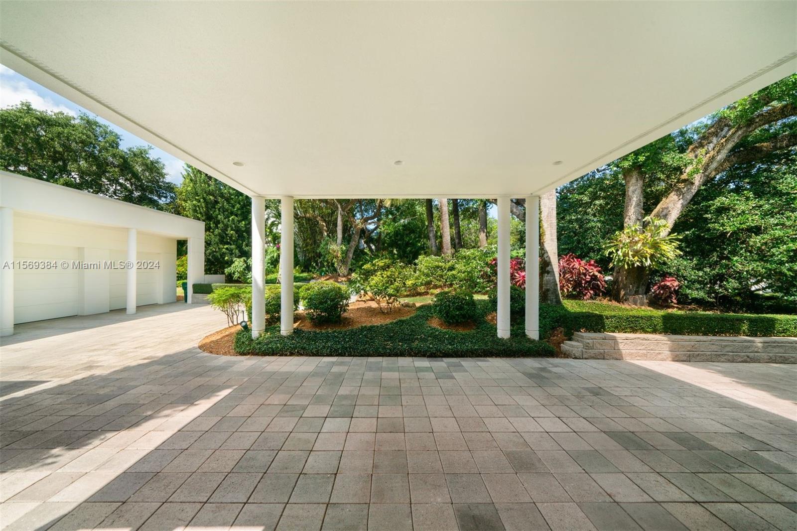 OAK HAMMOCK ESTATES - Residential