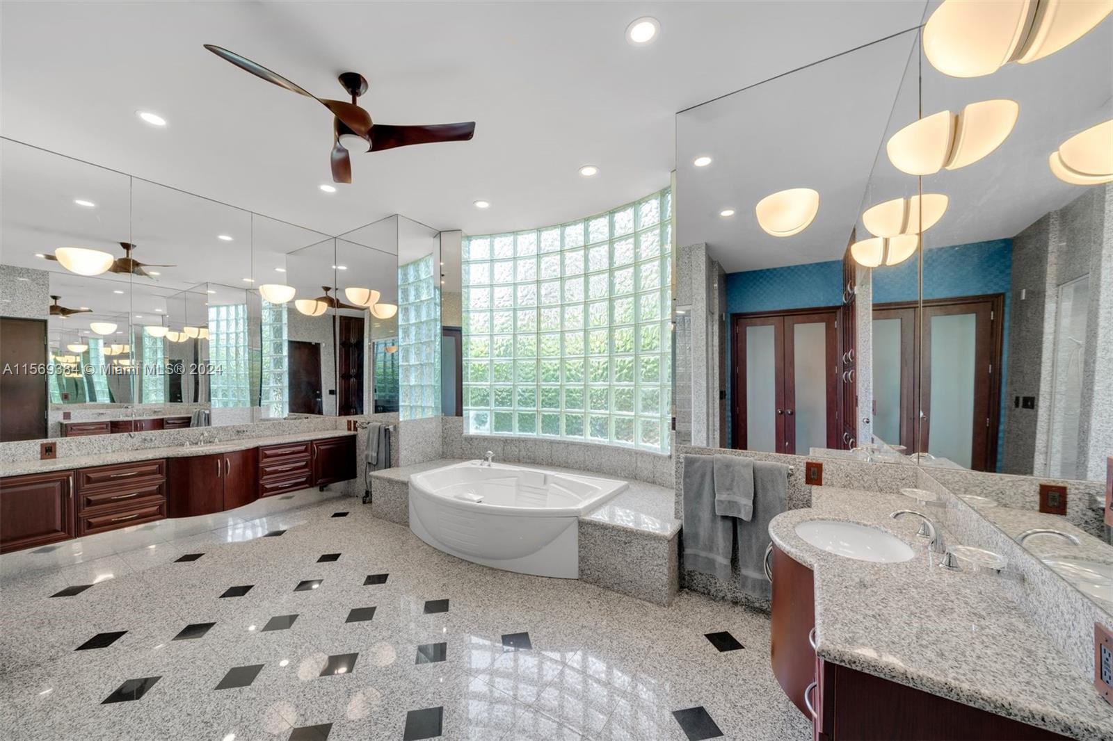 OAK HAMMOCK ESTATES - Residential