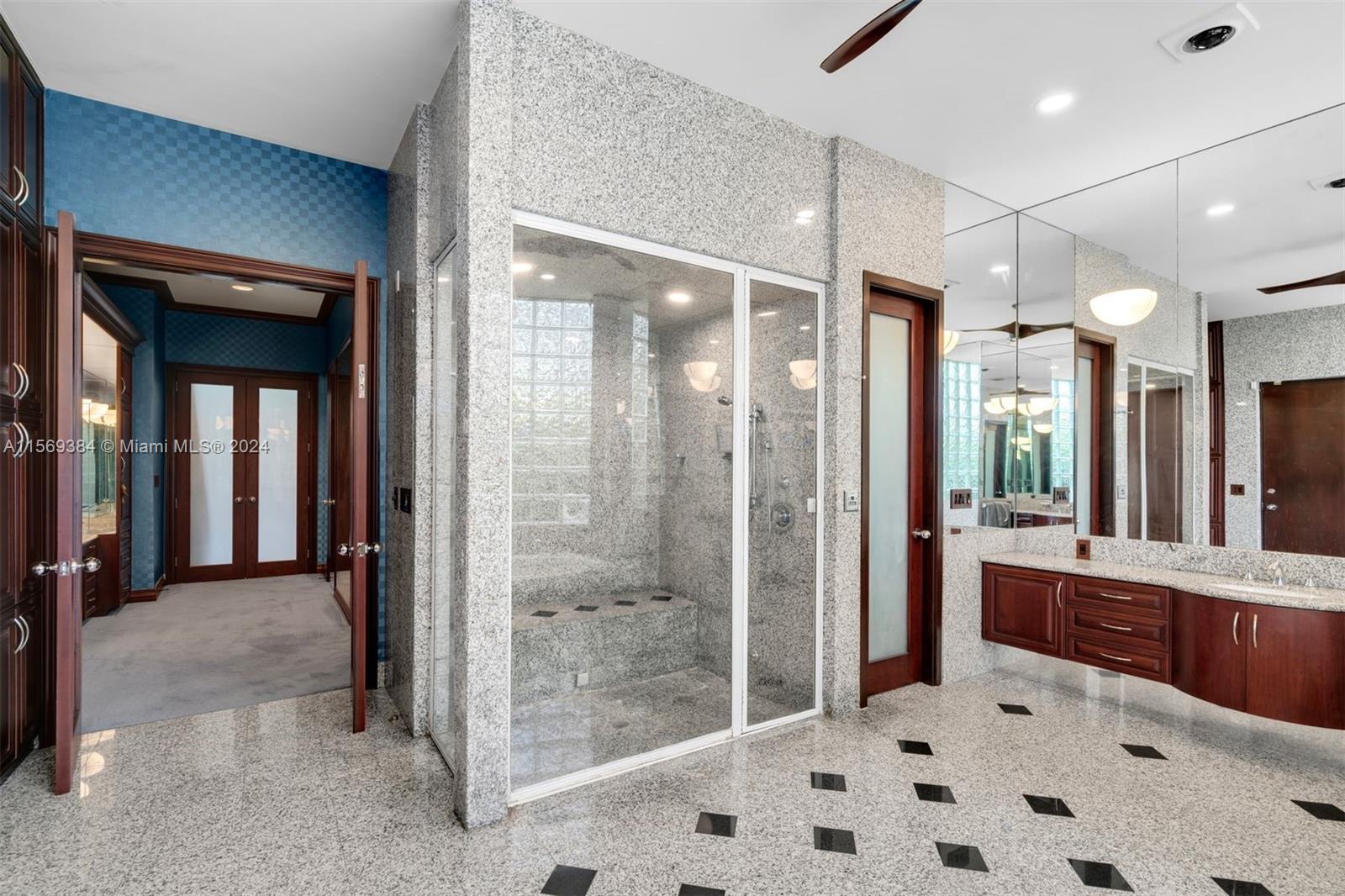 OAK HAMMOCK ESTATES - Residential