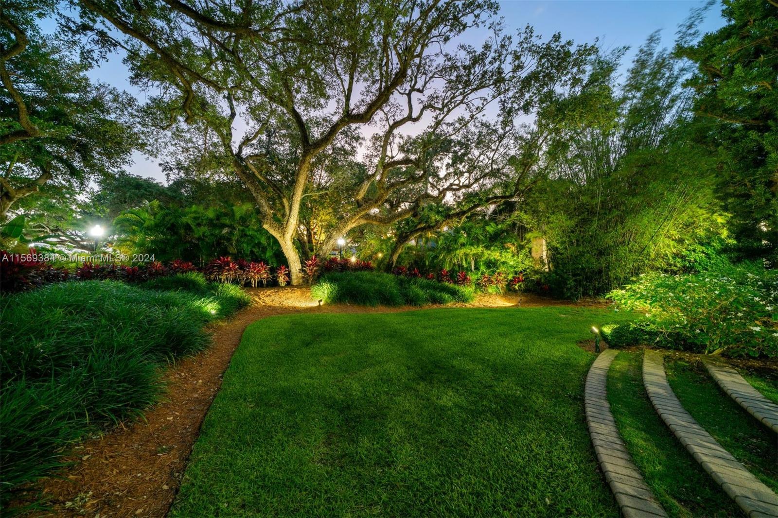 OAK HAMMOCK ESTATES - Residential