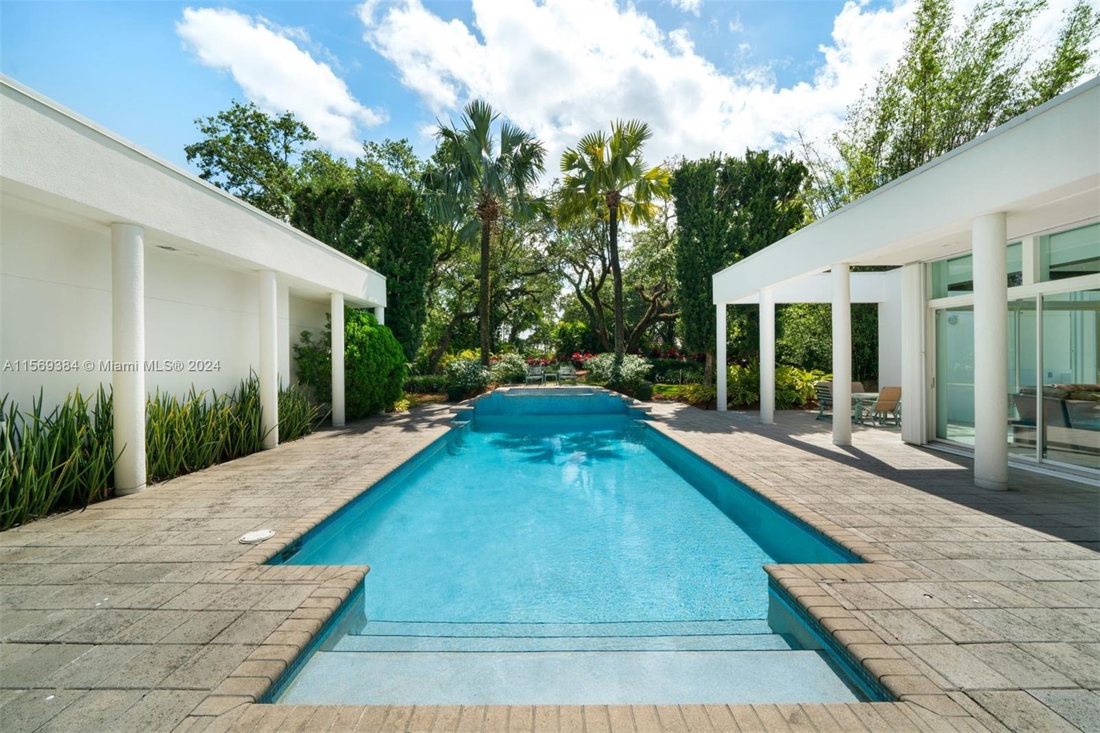 OAK HAMMOCK ESTATES - Residential