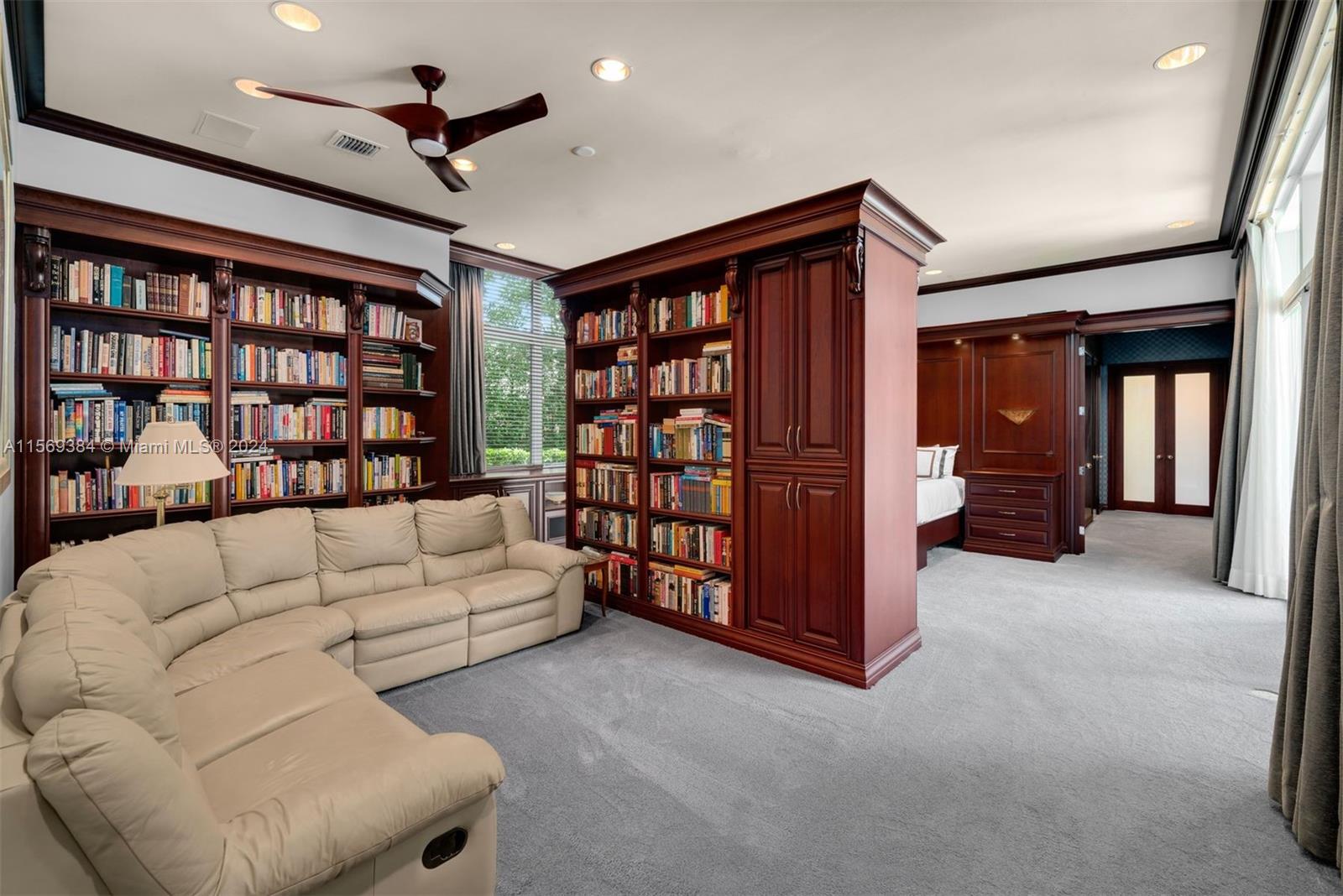 OAK HAMMOCK ESTATES - Residential