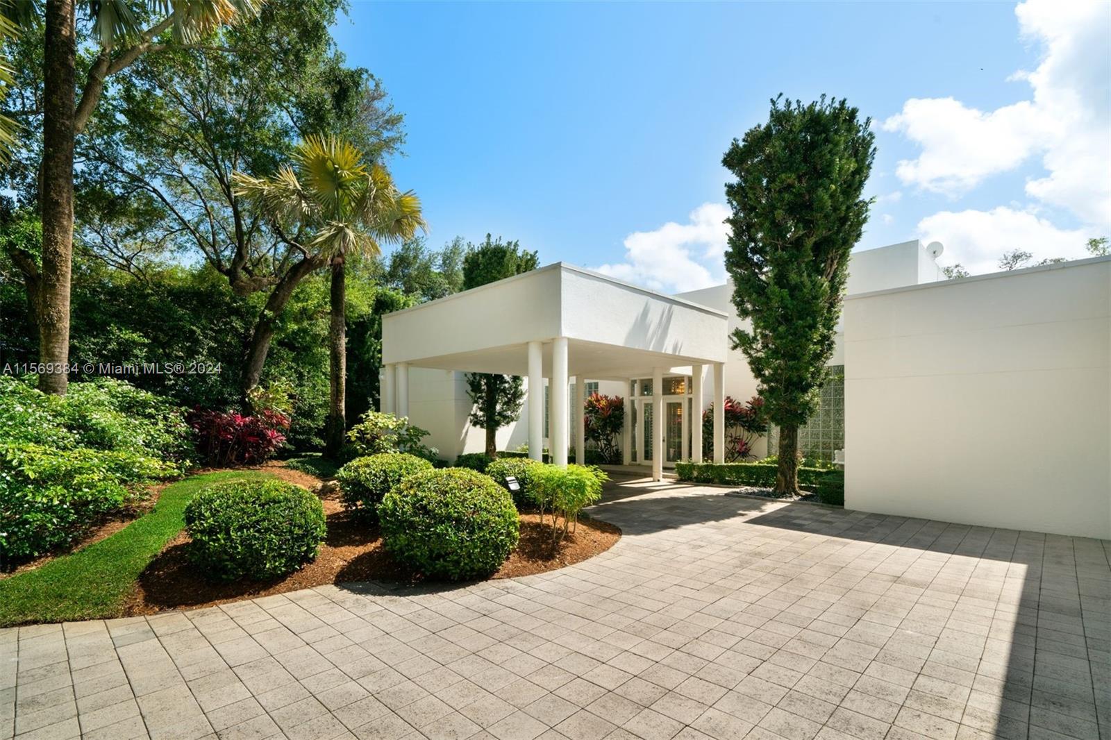 OAK HAMMOCK ESTATES - Residential