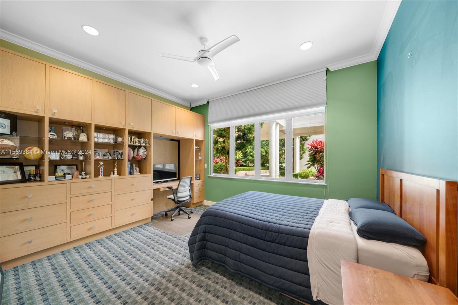 OAK HAMMOCK ESTATES - Residential