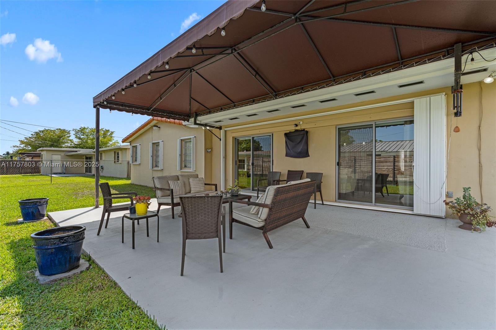 LOLADERO ESTATES - Residential