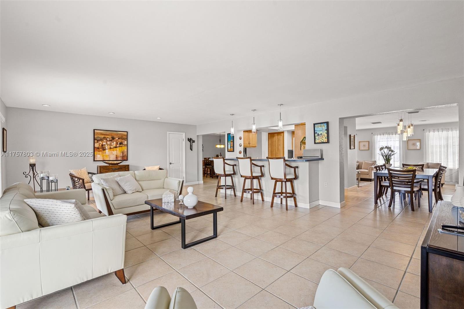 LOLADERO ESTATES - Residential